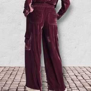 🆕Wide-Leg Velvet Cargo Pants in Burgundy Wine